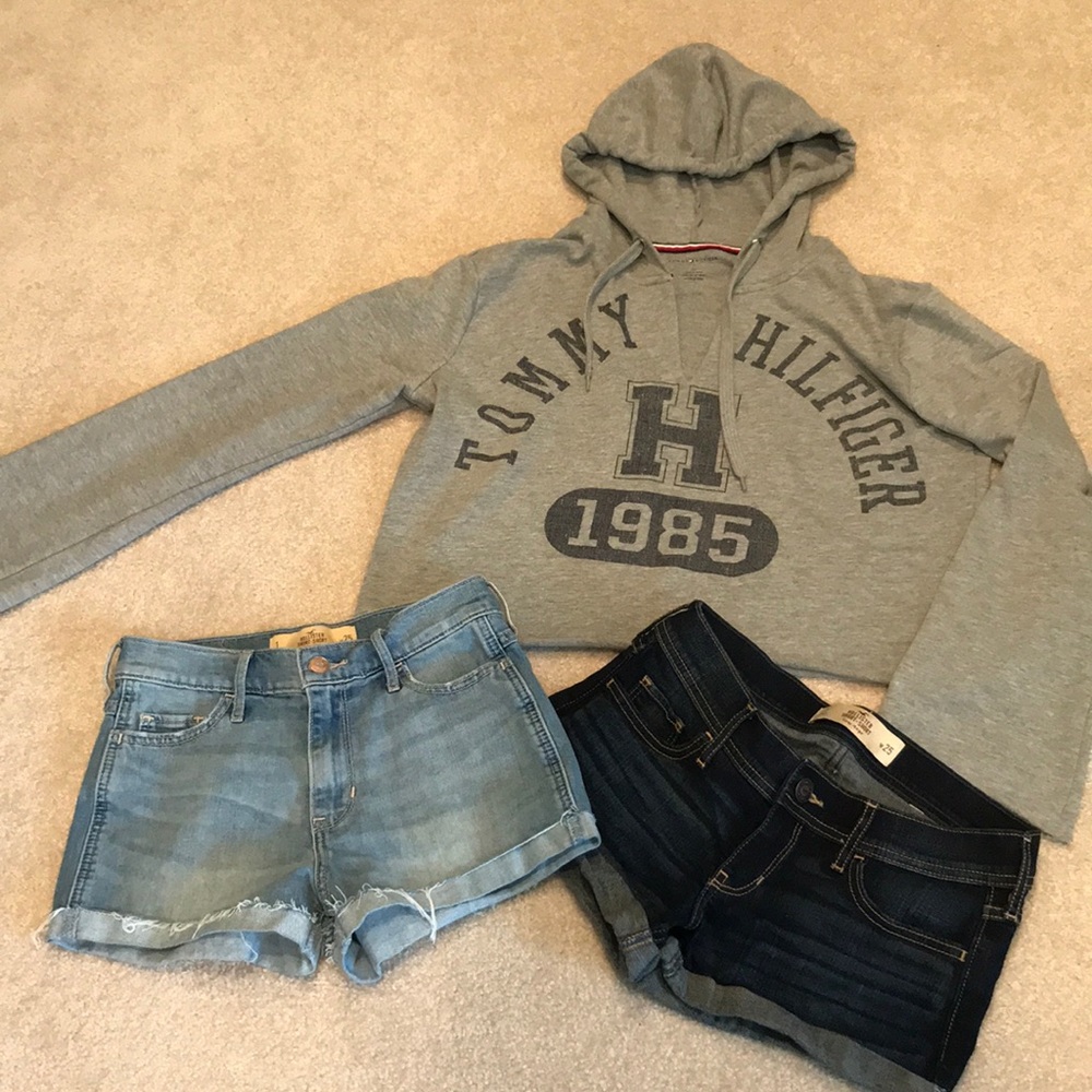 Hollister and Tommy Hilfiger Bundle!